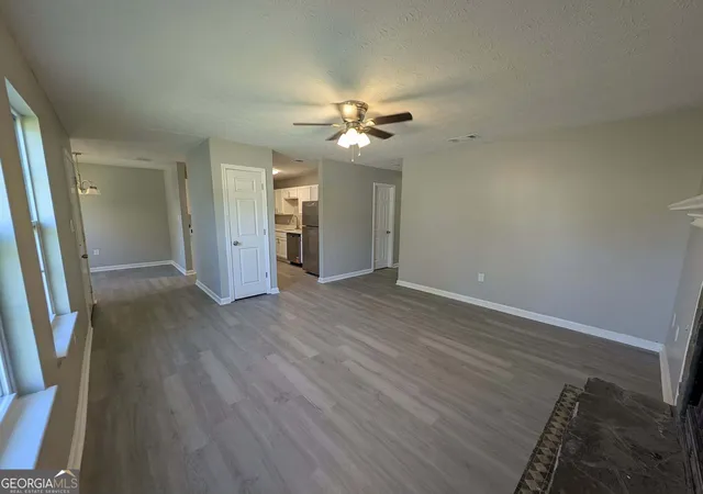 Photo 4 of Single family home for sale at 126 Crystal Brk, Griffin, GA 30223 | MLS# 10843206 | Listing updated on 2026-09-10