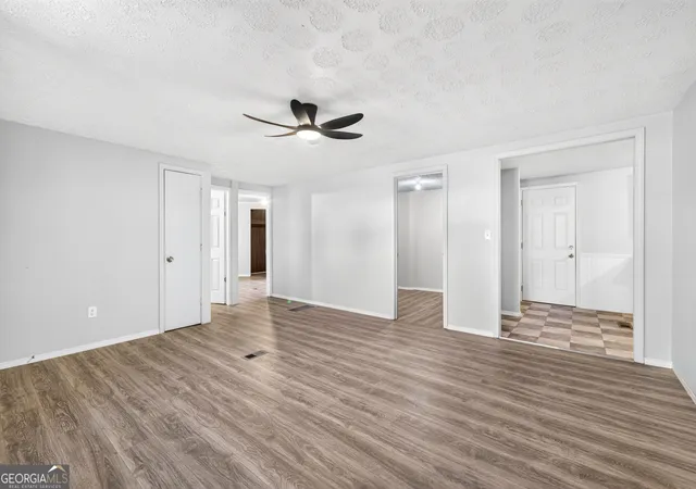 Photo 3 of Manufactured home for sale at 342 Phillips Cir, Royston, GA 30662 | MLS# 10880844 | Listing updated on 2026-10-29