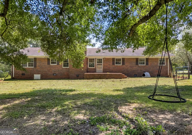 Photo 3 of Sale Pending at 3894 Bowersville Hwy, Bowersville, GA 30516 | MLS# 10848223 | Listing updated on 2026-09-26