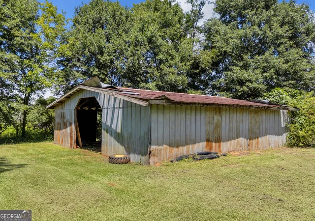 Photo 4 of Sale Pending at 3894 Bowersville Hwy, Bowersville, GA 30516 | MLS# 10848223 | Listing updated on 2026-09-26