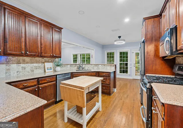 Photo 4 of Single family home for sale at 315 Monroe Dr, Mcdonough, GA 30252 | MLS# 10838209 | Listing updated on 2026-09-16