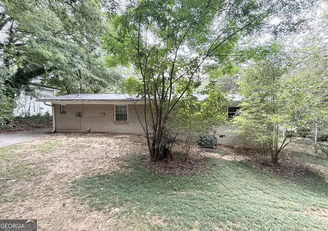 Photo 12 of Single family home for sale at 310 Oak Dr Se, Atlanta, GA 30354 | MLS# 10844777 | Listing updated on 2026-09-14