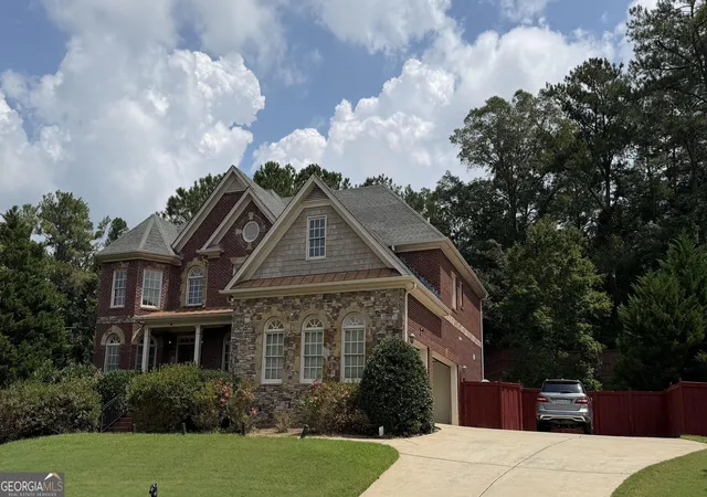 Photo 2 of Mansion for sale at 2862 Piedmont Enclave Ct, Marietta, GA 30066 | MLS# 10838210 | Listing updated on 2026-09-12