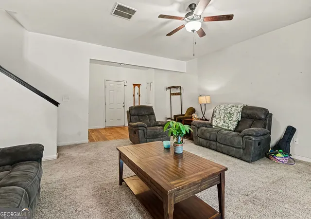 Photo 3 of Single family home for sale at 1431 Turning Leaf Ln, Pendergrass, GA 30567 | MLS# 10846526 | Listing updated on 2026-09-28