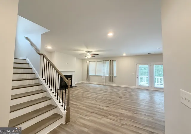 Photo 4 of Single family home for sale at 365 Chestnut Chase, Hoschton, GA 30548 | MLS# 10846855 | Listing updated on 2026-10-25