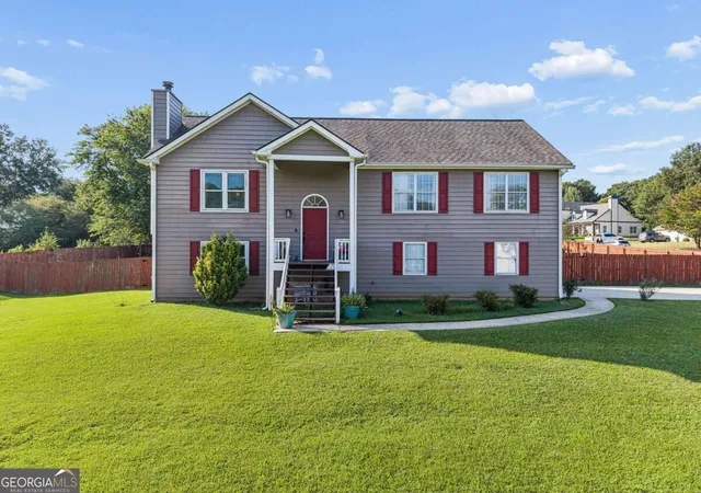 Single family home for sale at 652 Thorn Brk Ridge, Bethlehem, GA 30620 | MLS# 10841404
