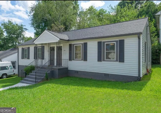 Photo 3 of Multi family home for sale at 182 184 Lakewood Dr Se, Marietta, GA 30060 | MLS# 10845413 | Listing updated on 2026-09-28