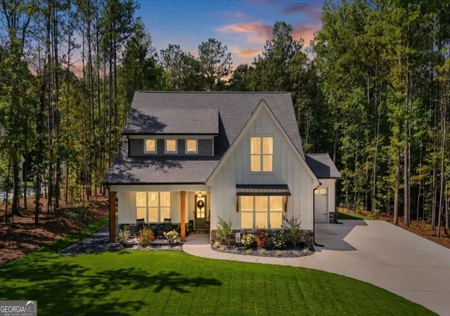 Photo 1 of Single family home for sale at 6821 Phillips Ml Rd, Douglasville, GA 30135 | MLS# 10852178 | Listing updated on 2026-10-08