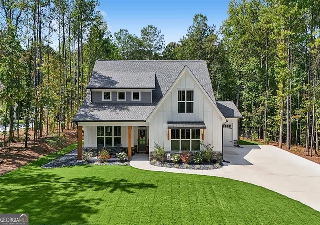 Photo 2 of Single family home for sale at 6821 Phillips Ml Rd, Douglasville, GA 30135 | MLS# 10852178 | Listing updated on 2026-10-08