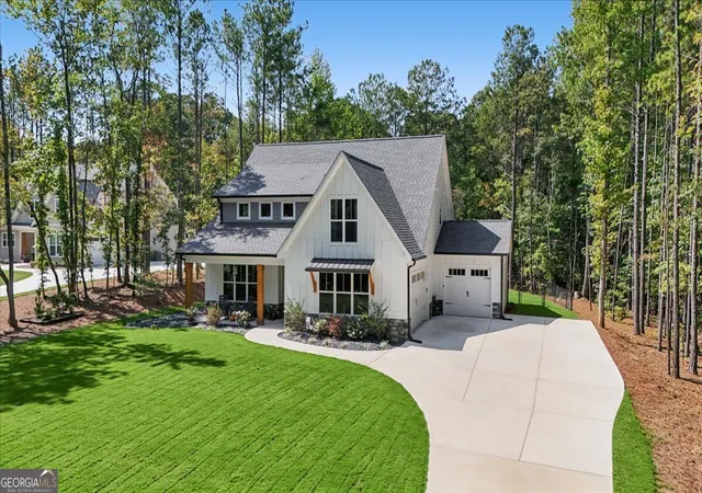 Photo 4 of Single family home for sale at 6821 Phillips Ml Rd, Douglasville, GA 30135 | MLS# 10852178 | Listing updated on 2026-10-08