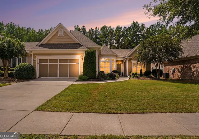 Photo 1 of Single family home for sale at 424 Tallulah Dr, Griffin, GA 30223 | MLS# 10844833 | Listing updated on 2026-09-25