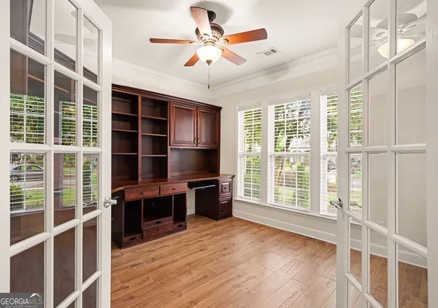 Photo 4 of Single family home for sale at 424 Tallulah Dr, Griffin, GA 30223 | MLS# 10844833 | Listing updated on 2026-10-28