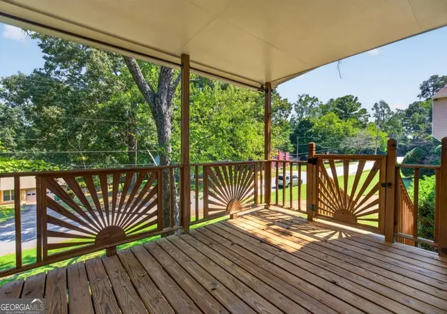 Photo 3 of Single family home for sale at 5147 Dekalb Way, Stone Mountain, GA 30087 | MLS# 10849366 | Listing updated on 2026-10-06