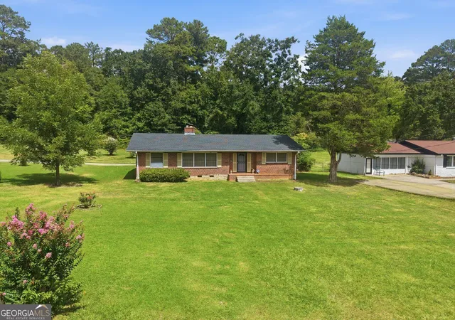 Photo 1 of Single family home for sale at 6622 Hawes Dr, Lithonia, GA 30058 | MLS# 10847680 | Listing updated on 2026-09-17