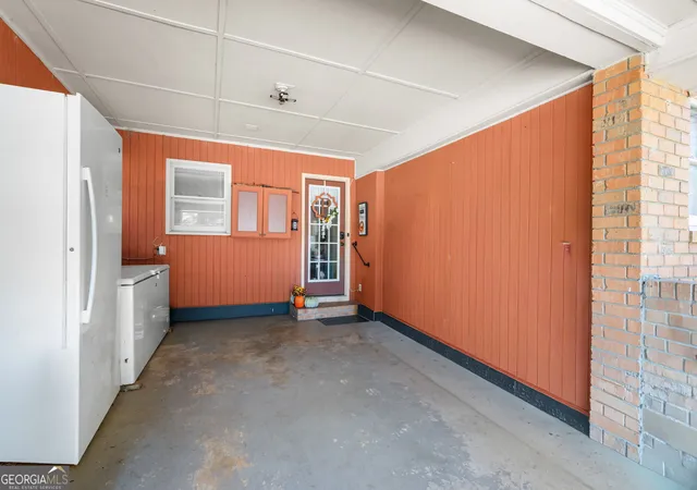Photo 4 of Single family home for sale at 226 Fay St, Jackson, GA 30233 | MLS# 10880759 | Listing updated on 2026-10-29