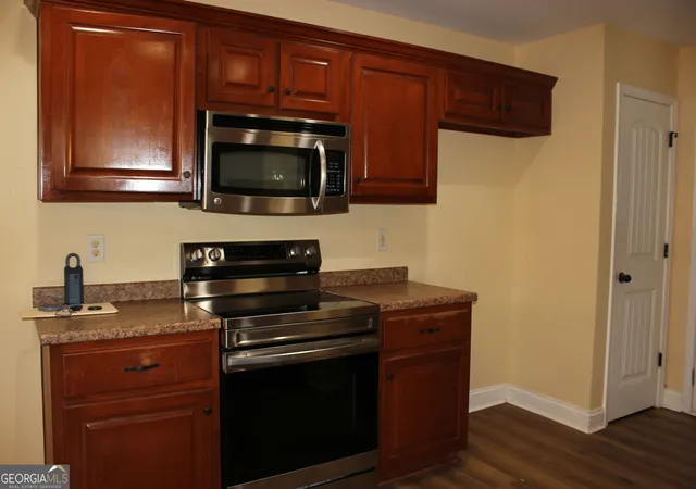 Photo 4 of Single family home for sale at 205 Gayla Ct, Warner Robins, GA 31088 | MLS# 10850951 | Listing updated on 2026-09-22