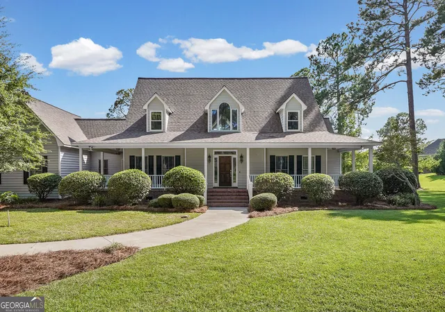 Photo 1 of Sale Pending at 4706 Woodland Dr, Tifton, GA 31794 | MLS# 10847199 | Listing updated on 2026-10-05