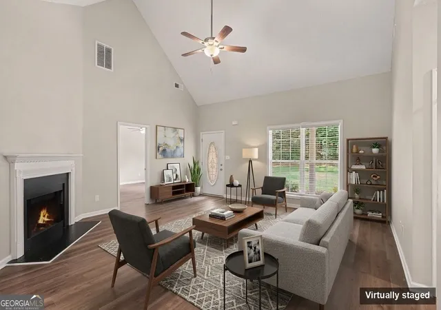 Photo 3 of Single family home for sale at 1279 Coan Dr, Locust Grove, GA 30248 | MLS# 10810874 | Listing updated on 2026-09-27