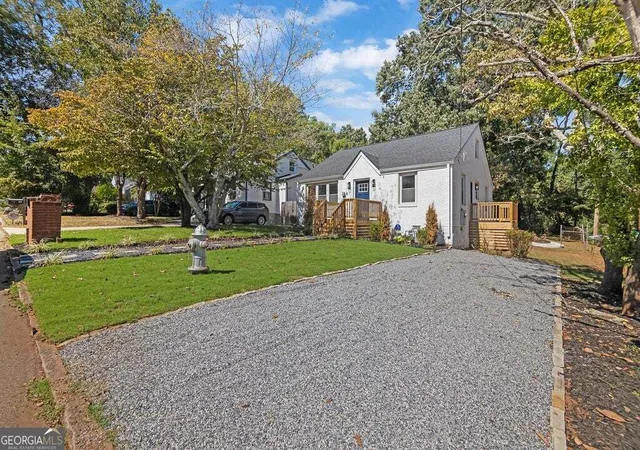 Photo 3 of Single family home for sale at 2628 Northview Ave, Decatur, GA 30032 | MLS# 10871641 | Listing updated on 2026-10-26