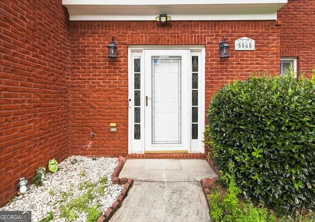 Photo 2 of Single family home for sale at 5585 Martin Grv Dr Nw, Lilburn, GA 30047 | MLS# 10839591 | Listing updated on 2026-09-10