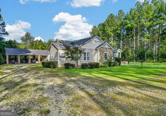 Photo 3 of Sale Pending at 978 Groover Rd Ne, Ludowici, GA 31316 | MLS# 10837566 | Listing updated on 2026-09-16