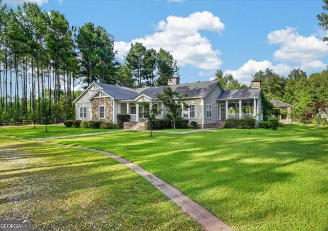 Photo 3 of Sale Pending at 978 Groover Rd NE, Ludowici, GA 31316 | MLS# 10837566 | Listing updated on 2026-09-16