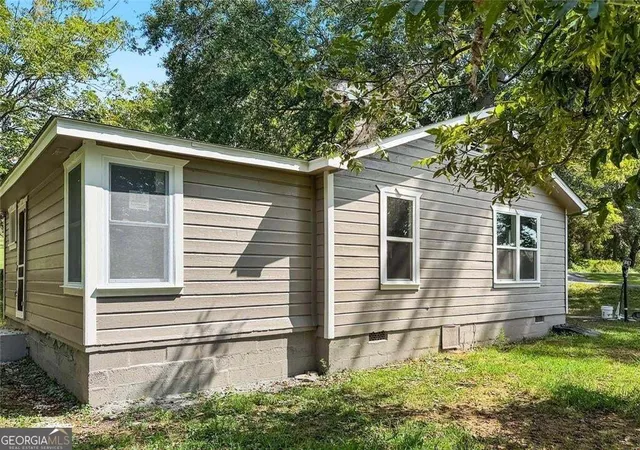 Photo 3 of Single family home for sale at 298 Tennessee St, Fairmount, GA 30139 | MLS# 10849314 | Listing updated on 2026-10-08