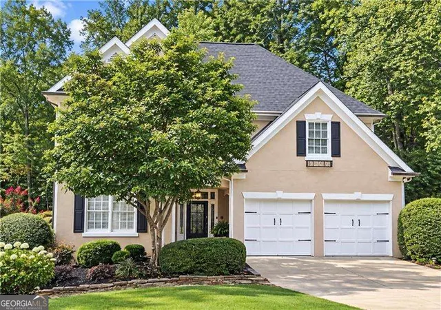 Photo 1 of Single family home for sale at 585 Oak Aly Way, Alpharetta, GA 30022 | MLS# 10846315 | Listing updated on 2026-10-05