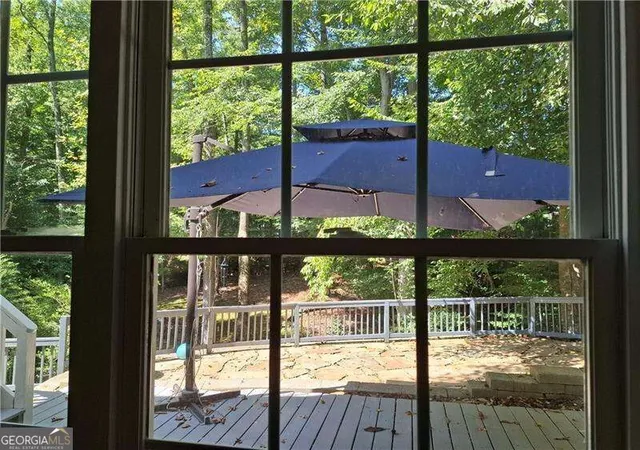 Photo 3 of Single family home for sale at 585 Oak Aly Way, Alpharetta, GA 30022 | MLS# 10846315 | Listing updated on 2026-10-05