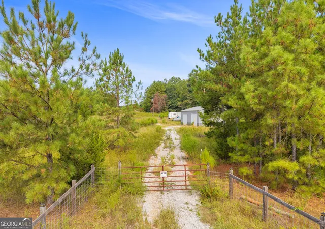 Land for sale at 550 Cokesbury Hwy, Hartwell, GA 30643 | MLS# 10852226