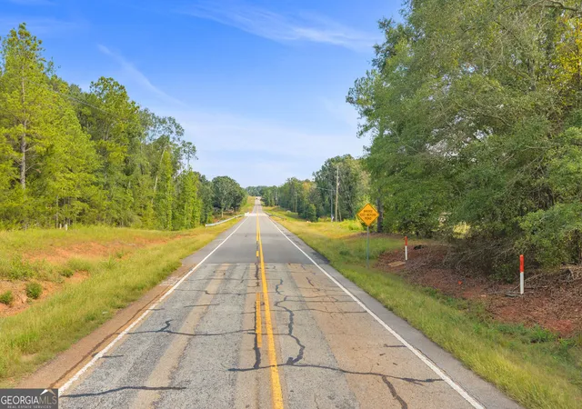 Photo 2 of Land for sale at 550 Cokesbury Hwy, Hartwell, GA 30643 | MLS# 10852226 | Listing updated on 2026-10-08