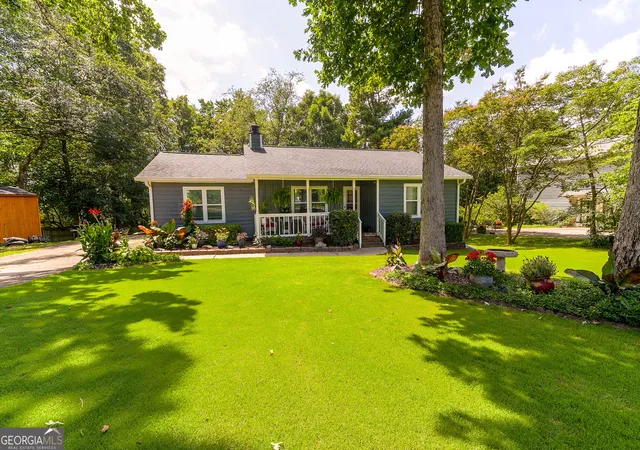 Photo 3 of Single family home for sale at 2674 Sardis Dr, Buford, GA 30519 | MLS# 10807397 | Listing updated on 2026-10-12