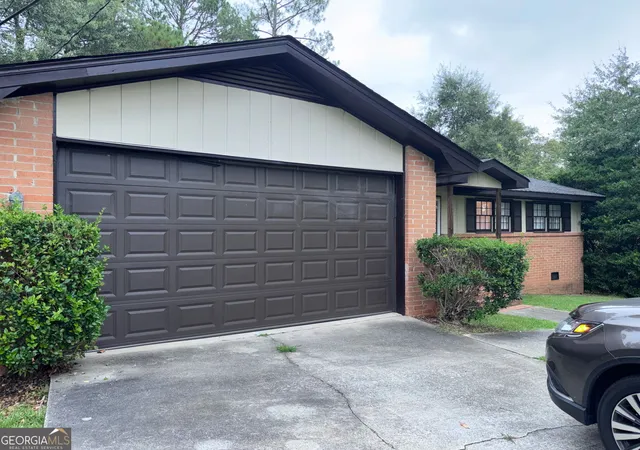 Photo 2 of Single family home for sale at 121 E Richardson St, Oxford, GA 30054 | MLS# 10838352 | Listing updated on 2026-09-16