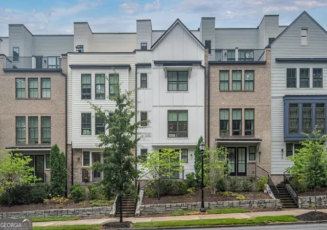Townhouse for sale at 1840 Gotham Ln NE, Atlanta, GA 30324 | MLS# 10852462