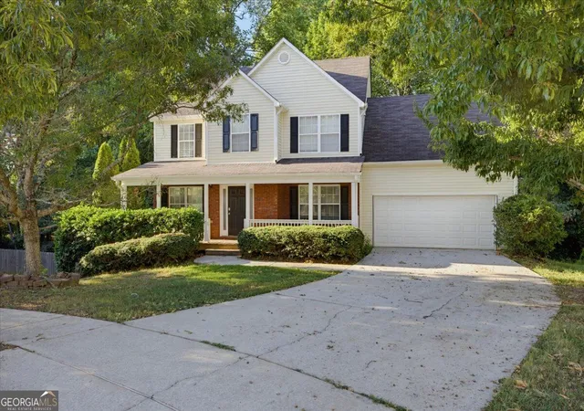 Photo 1 of Single family home for sale at 310 Rockingham Dr, Loganville, GA 30052 | MLS# 10849374 | Listing updated on 2026-10-02