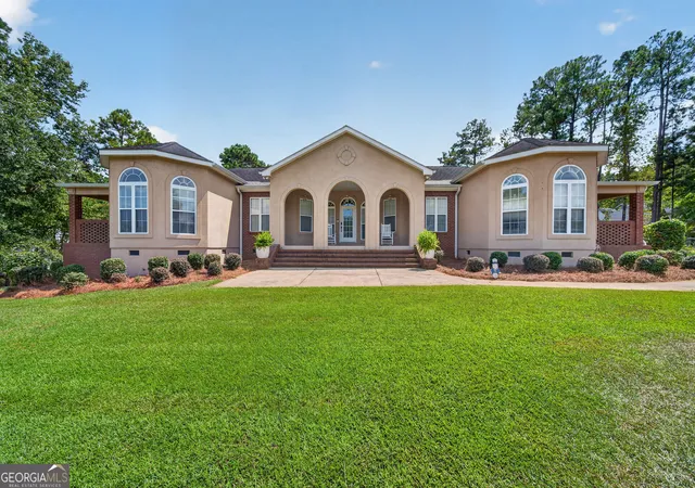 Photo 3 of Single family home for sale at 103 Waters Edge Dr Ne, Milledgeville, GA 31061 | MLS# 10841098 | Listing updated on 2026-09-20