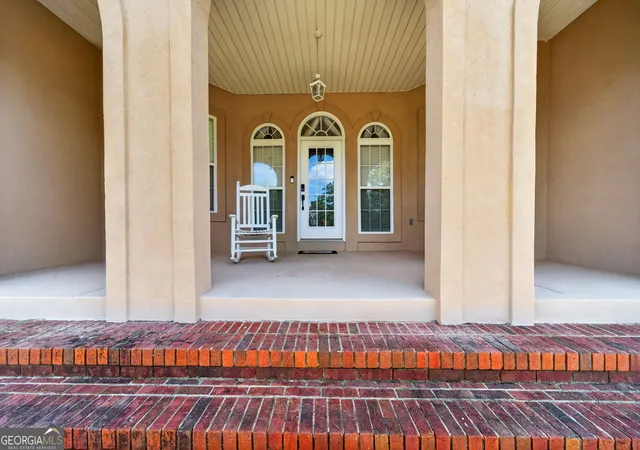 Photo 3 of Single family home for sale at 103 Waters Edge Dr NE, Milledgeville, GA 31061 | MLS# 10841098 | Listing updated on 2026-09-20