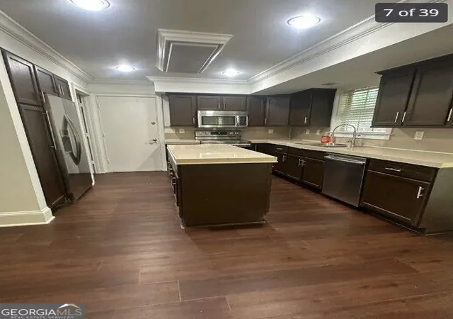 Photo 3 of Single family home for sale at 4931 Sugar Crk Dr, Sugar Hill, GA 30518 | MLS# 10837334 | Listing updated on 2026-09-15
