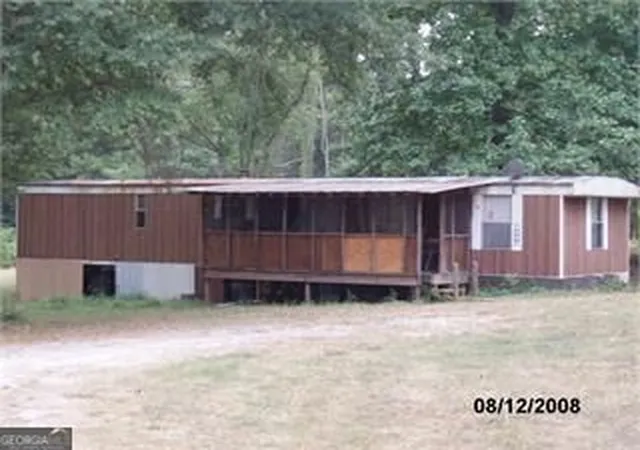 Photo 2 of Sale Pending at 100 Mulberry Rd, Winder, GA 30680 | MLS# 10843011 | Listing updated on 2026-09-11