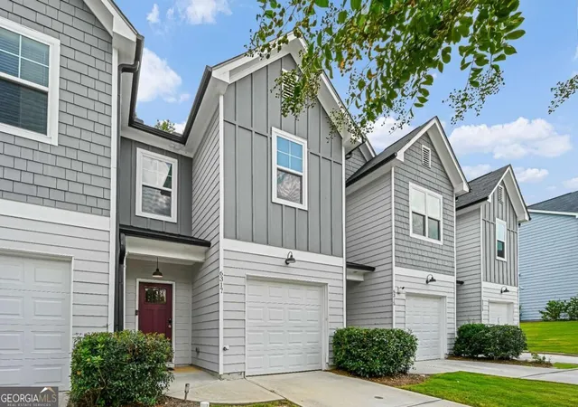 Photo 2 of Townhouse for sale at 6317 Redan Sq, Lithonia, GA 30058 | MLS# 10845773 | Listing updated on 2026-09-28
