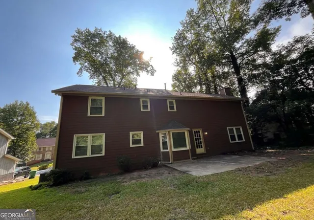 Photo 4 of Single family home for sale at 1547 Golf Link Dr, Stone Mountain, GA 30088 | MLS# 10844667 | Listing updated on 2026-09-12