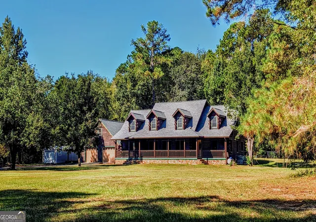 Photo 1 of Single family home for sale at 817 Lakeview Rd, Statesboro, GA 30461 | MLS# 10849515 | Listing updated on 2026-10-03