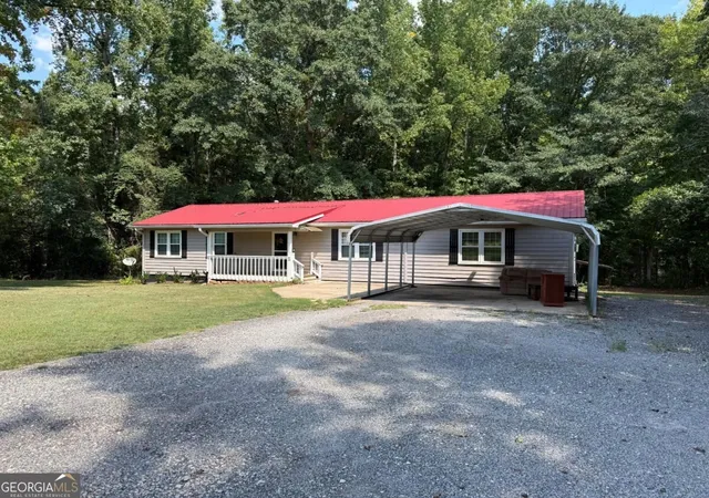Photo 3 of Single family home for sale at 435 S Unity Grv Rd, Locust Grove, GA 30248 | MLS# 10838697 | Listing updated on 2026-09-23