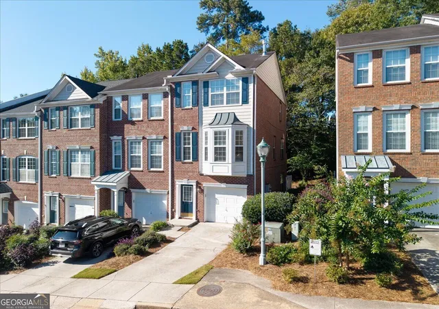 Photo 3 of Single family home for sale at 3164 Ml Springs Cir, Buford, GA 30519 | MLS# 10843321 | Listing updated on 2026-09-17
