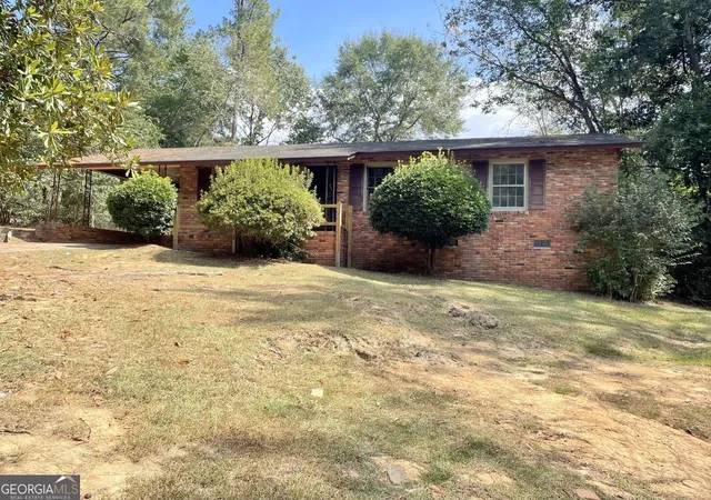 Photo 2 of Single family home for sale at 4702 Elkan Ave, Macon, GA 31210 | MLS# 10852814 | Listing updated on 2026-10-08