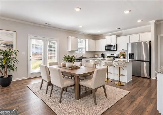 Photo 2 of Single family home for sale at 868 Baker View Ln, Braselton, GA 30517 | MLS# 10848071 | Listing updated on 2026-09-23