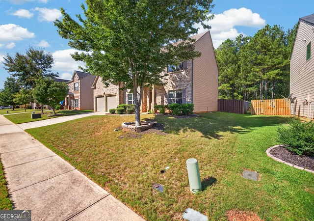 Photo 3 of Single family home for sale at 225 Mary Jane Ln, Covington, GA 30016 | MLS# 10849041 | Listing updated on 2026-10-08
