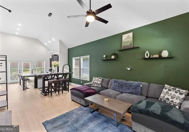 Photo 3 of Single family home for sale at 624 Robert St Nw, Atlanta, GA 30318 | MLS# 10829258 | Listing updated on 2026-09-24