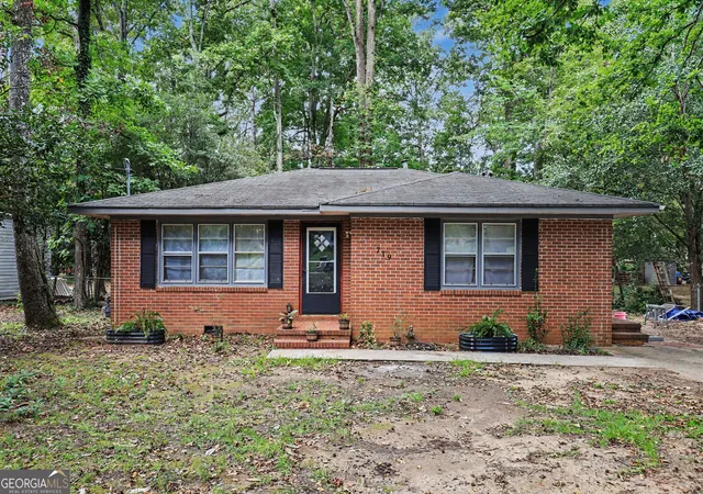 Photo 1 of Single family home for sale at 719 Sherwood Dr, Griffin, GA 30224 | MLS# 10839734 | Listing updated on 2026-09-11