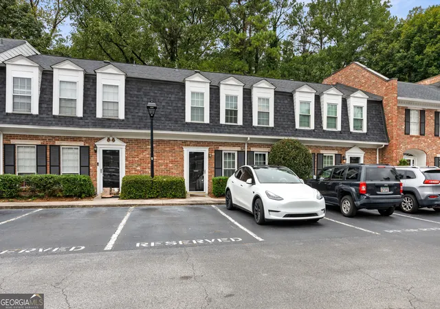 Condo for sale at 6 Valley Frg Pl NW, Atlanta, GA 30318 | MLS# 10850901